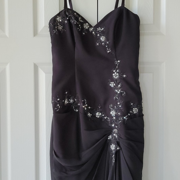 ENVI gown - Picture 2 of 5